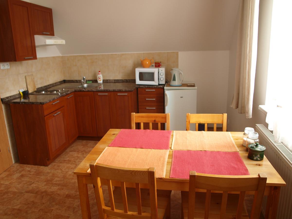 Apartmany Zlosin Велке Лосіни Екстер'єр фото